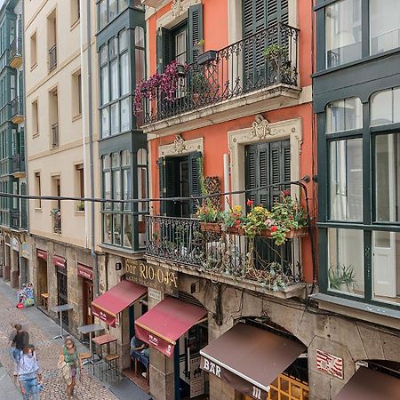 Moderno Y Lujoso En El Historico Casco Viejo Apartment Bilbao Luaran gambar